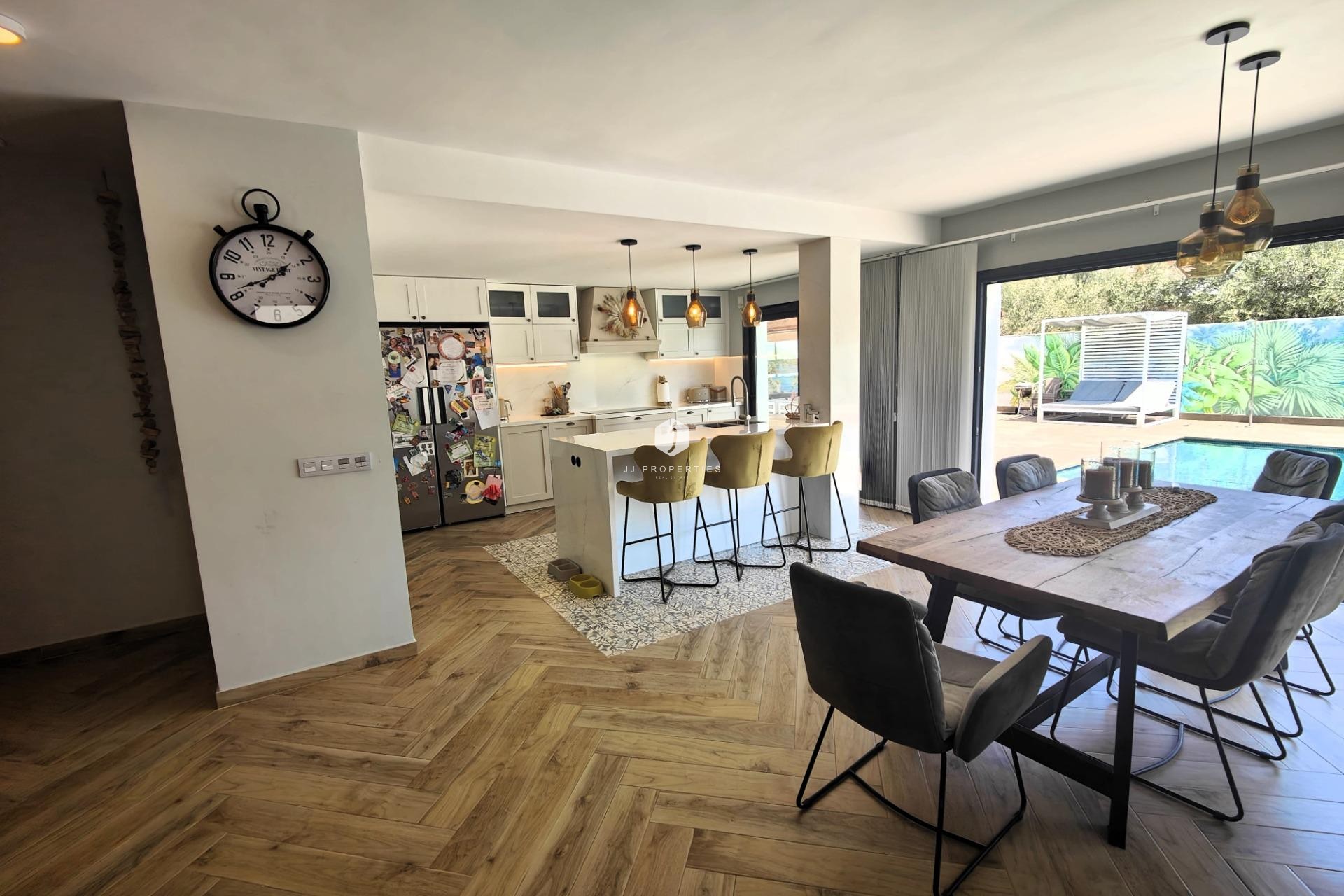 Resale - Villa -
Cabo Roig - Costa Blanca