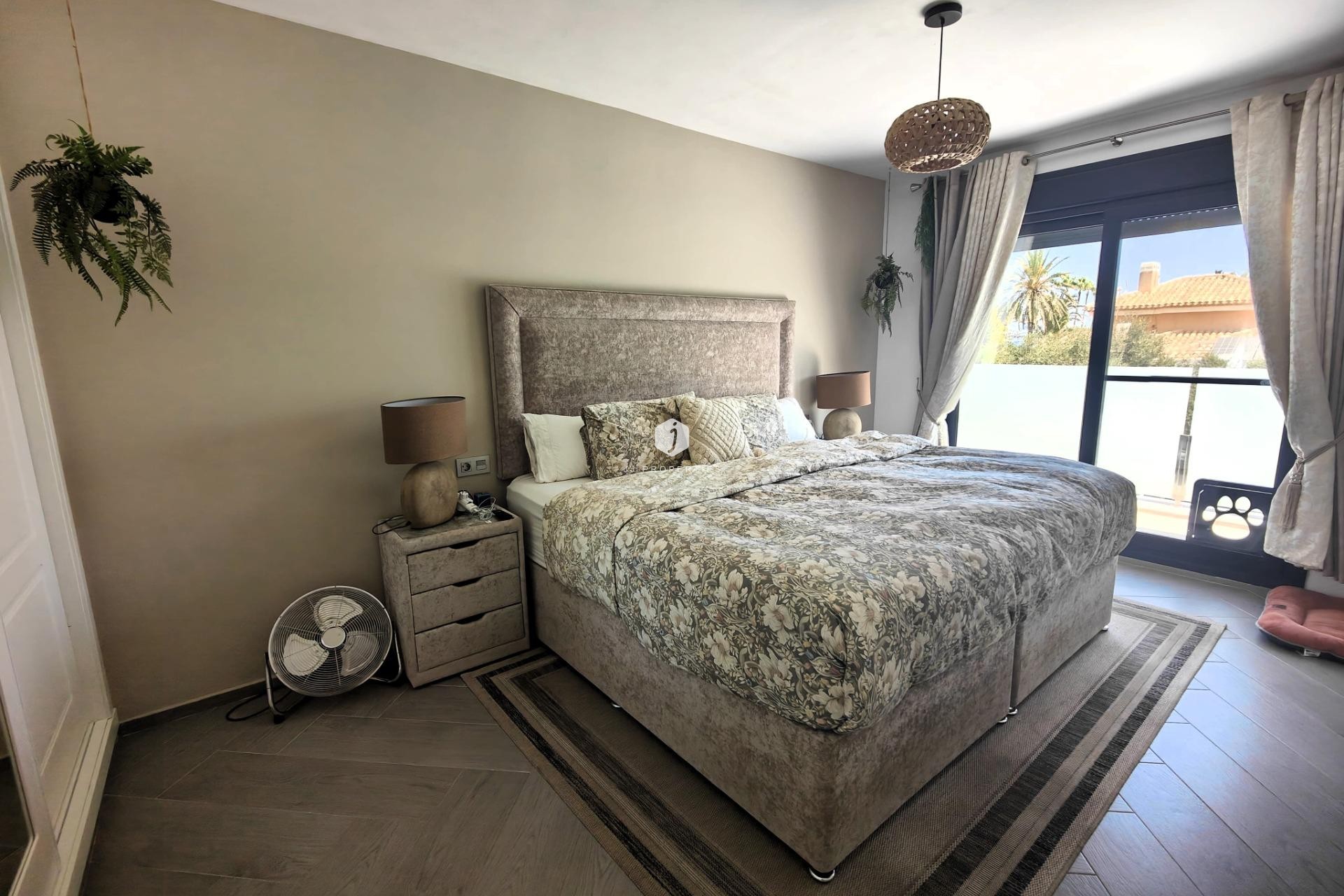 Resale - Villa -
Cabo Roig - Costa Blanca