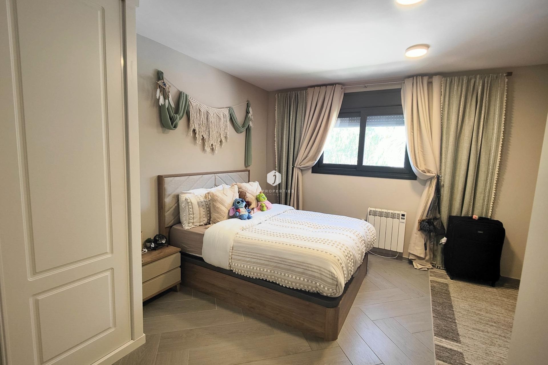 Resale - Villa -
Cabo Roig - Costa Blanca