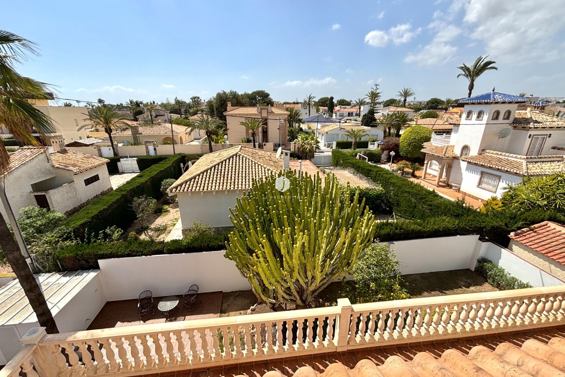 Resale - Villa -
Cabo Roig - Costa Blanca