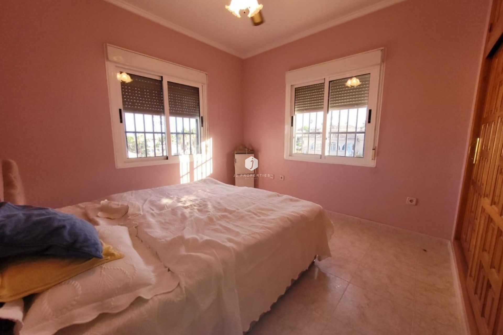 Resale - Villa -
Ciudad Quesada - Costa Blanca