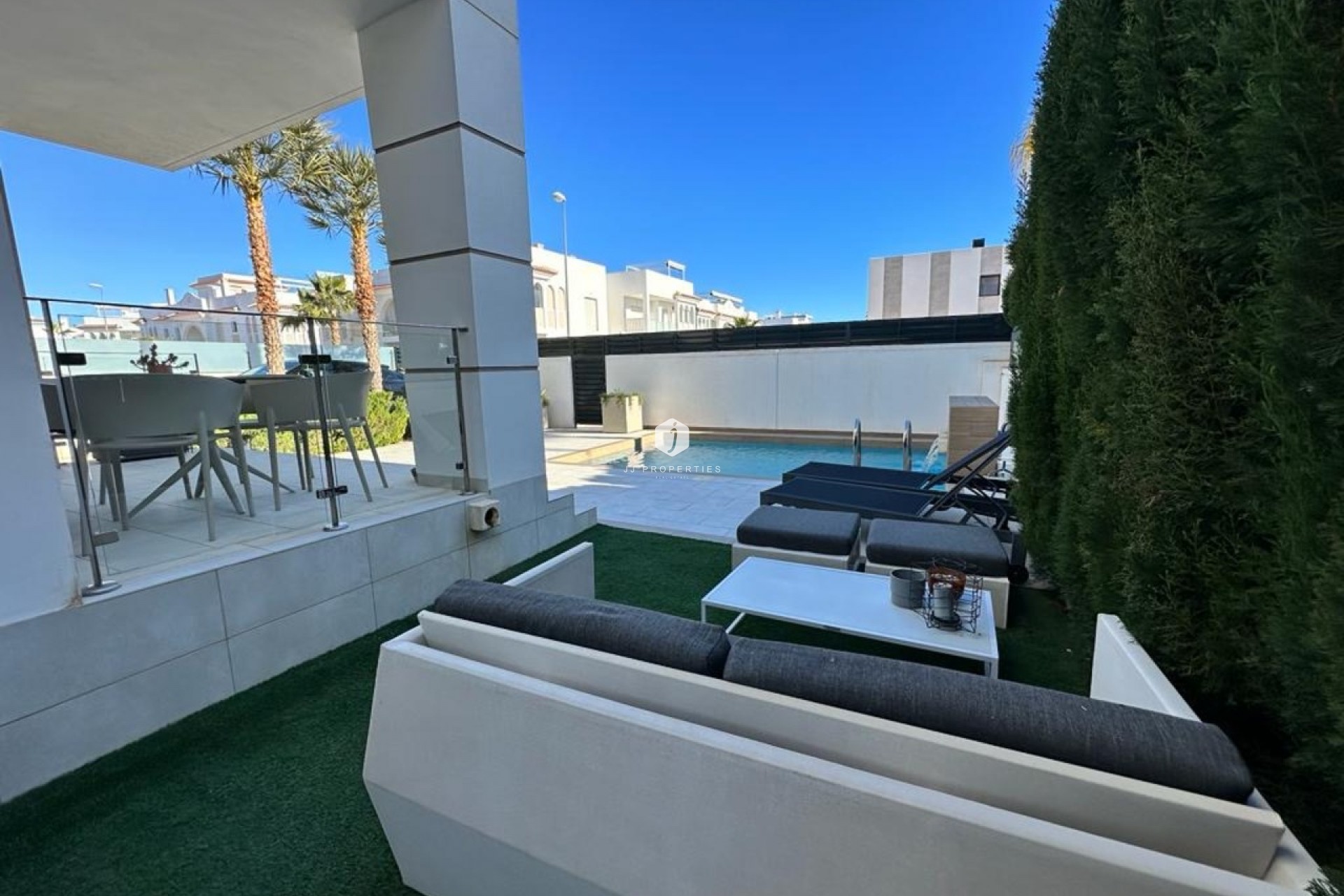 Resale - Villa -
Ciudad Quesada - Costa Blanca