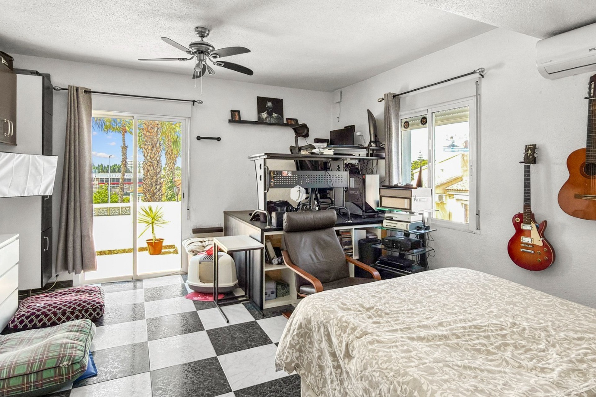 Resale - Villa -
Ciudad Quesada - Costa Blanca
