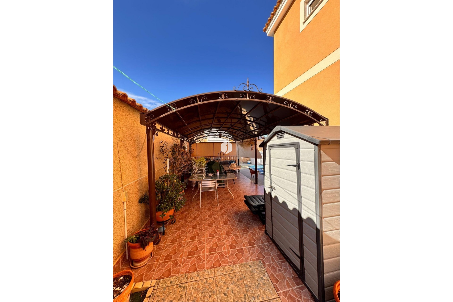Resale - Villa -
Cox