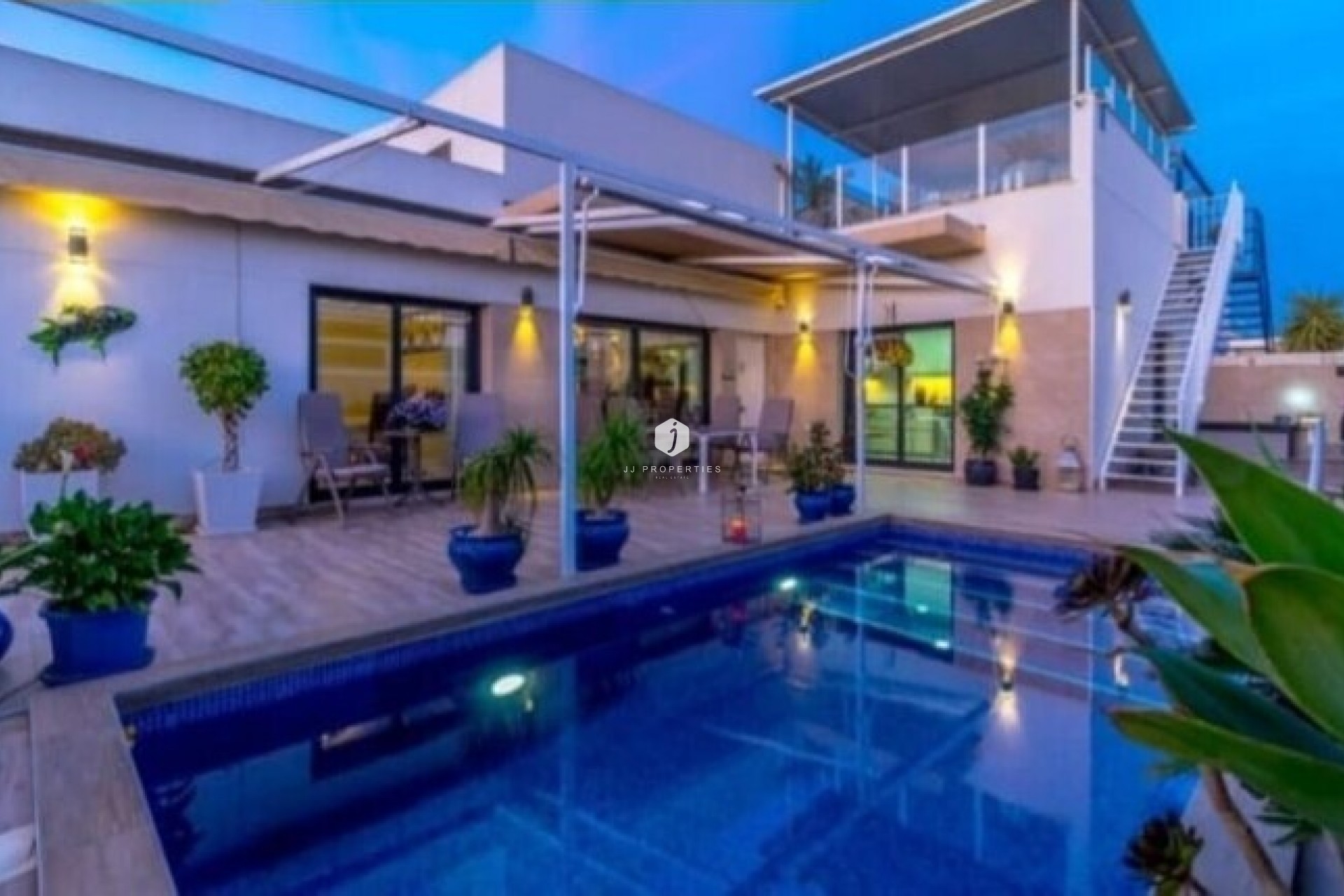 Resale - Villa -
Daya Nueva - Costa Blanca