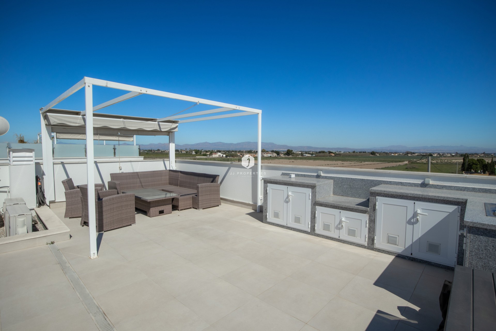 Resale - Villa -
Daya Vieja