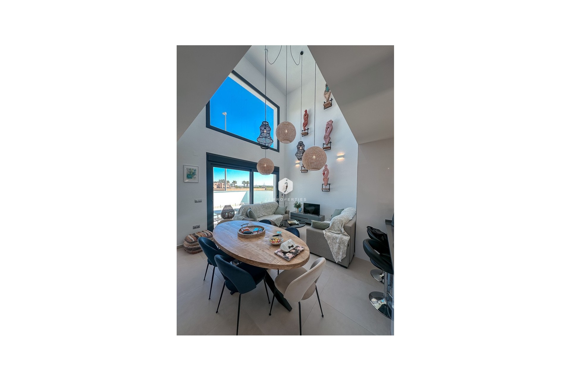 Resale - Villa -
Daya Vieja