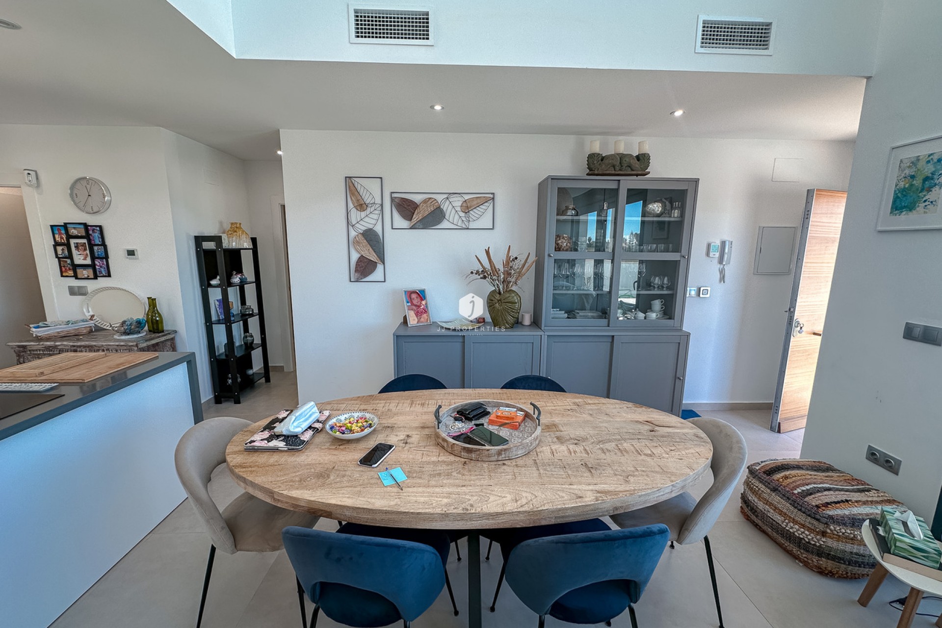 Resale - Villa -
Daya Vieja