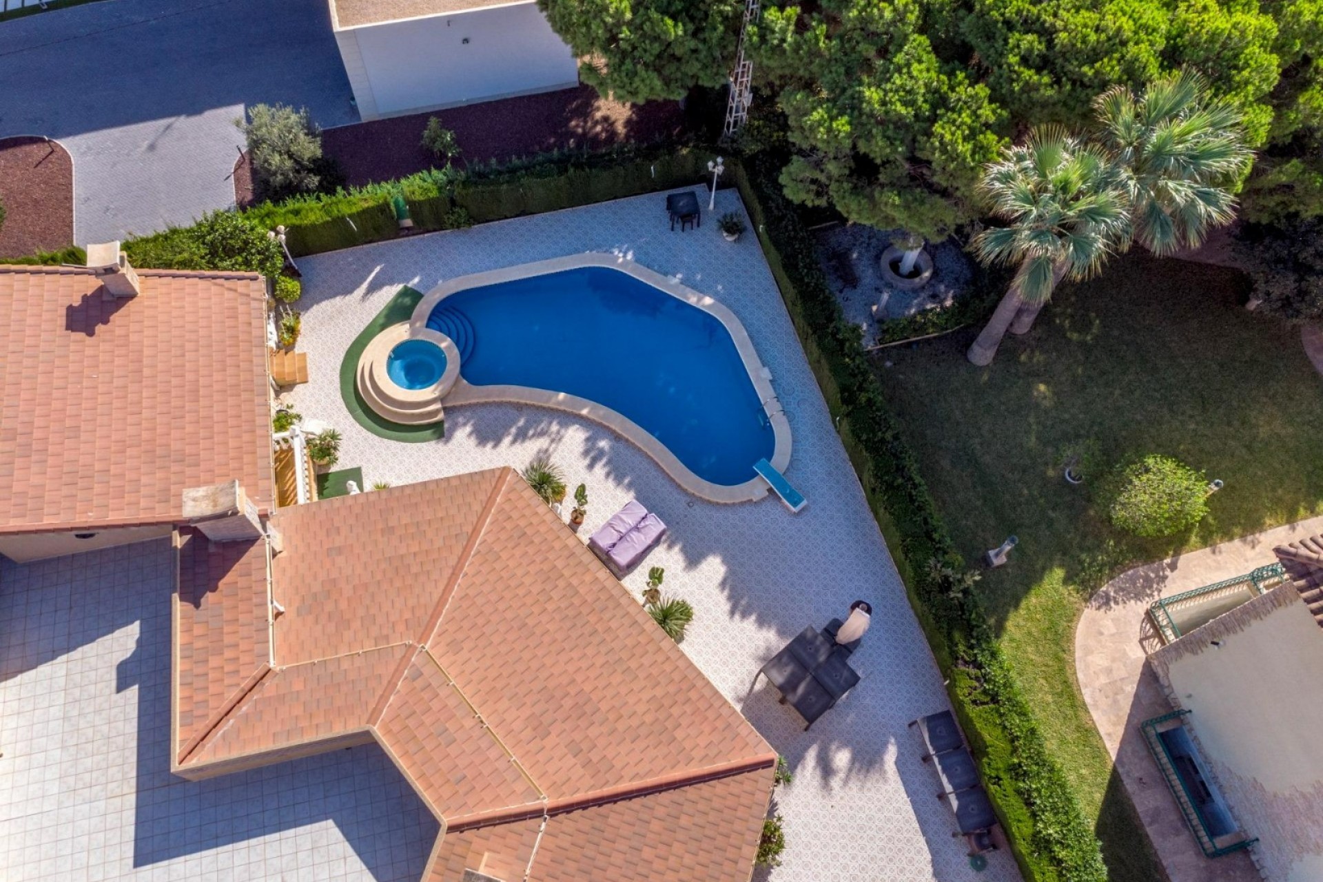 Resale - Villa de Lujo -
Orihuela Costa - Cabo Roig