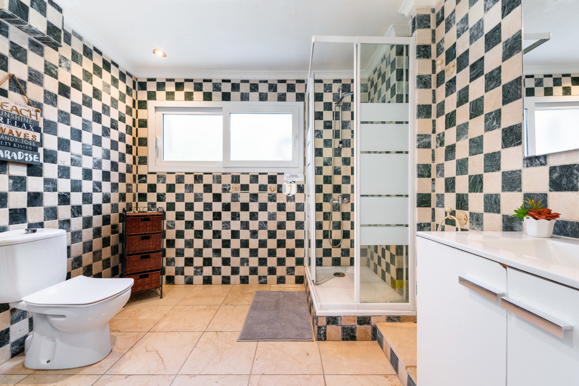 Resale - Villa -
Dehesa de Campoamor - Costa Blanca