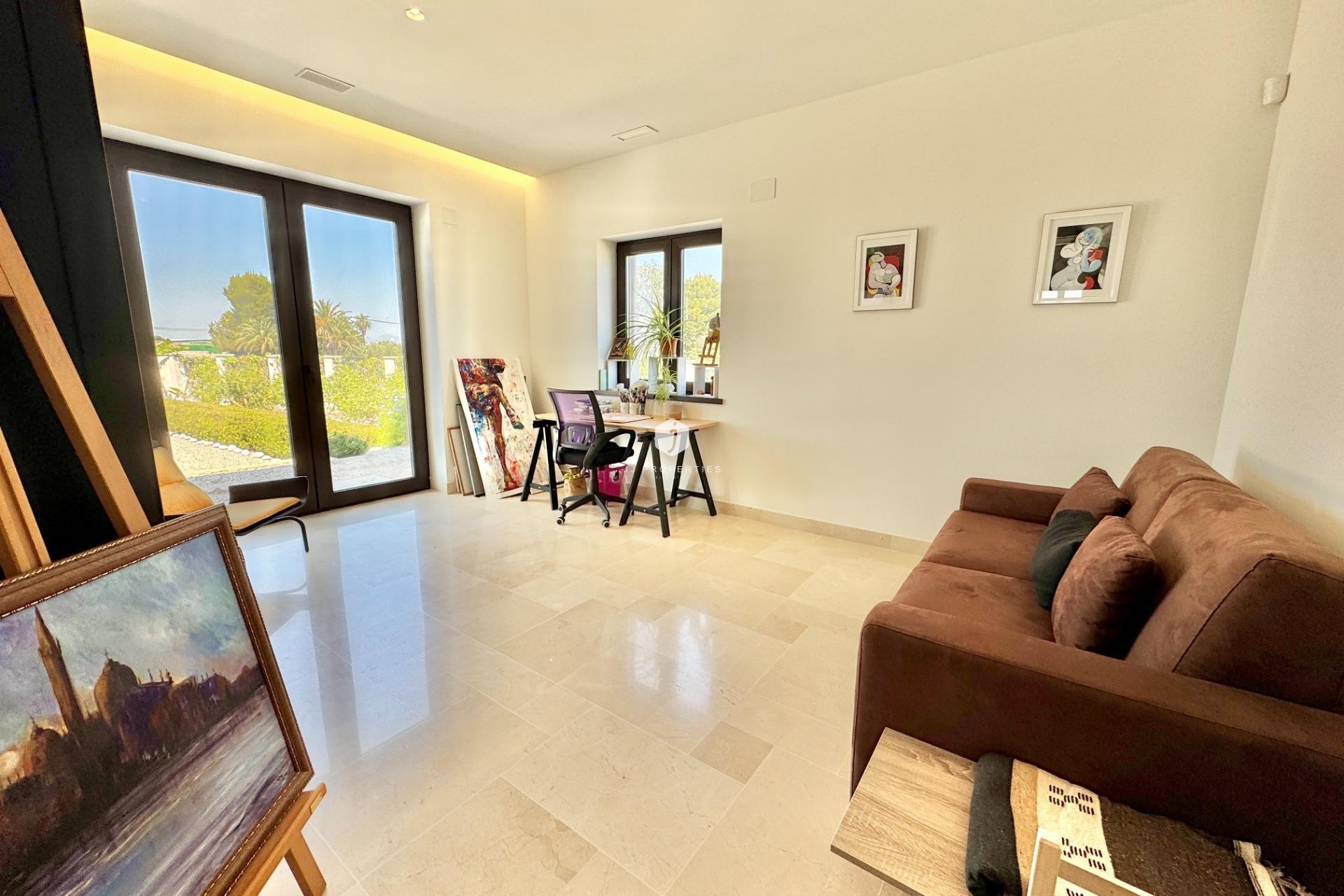 Resale - Villa -
Dolores - Comunidad Valenciana