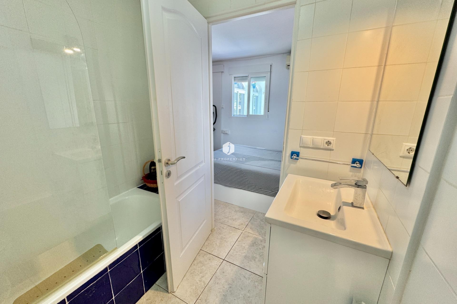 Resale - Villa -
Dolores - Comunidad Valenciana