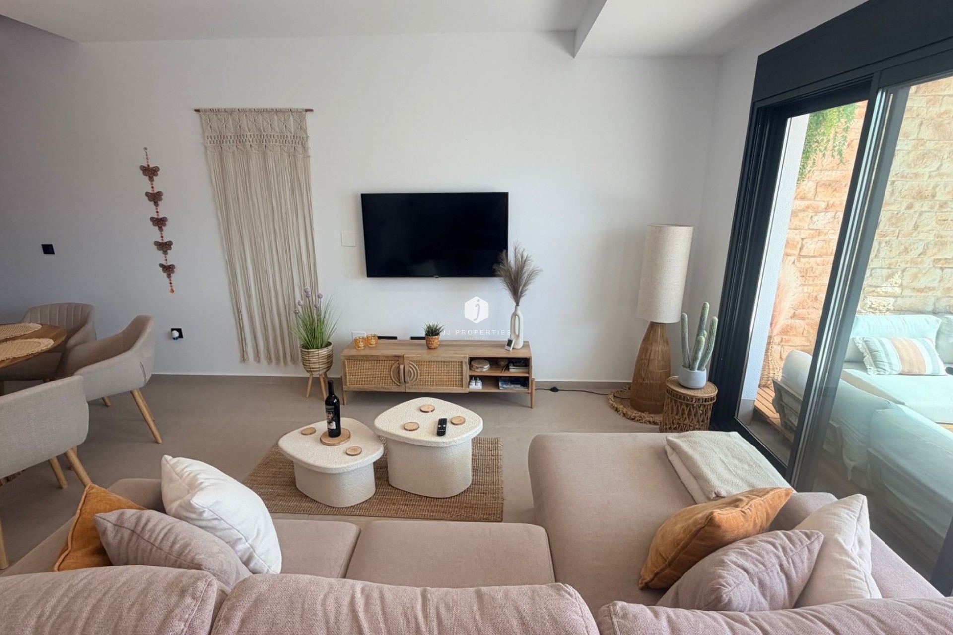 Resale - Villa -
Dolores - Costa Blanca