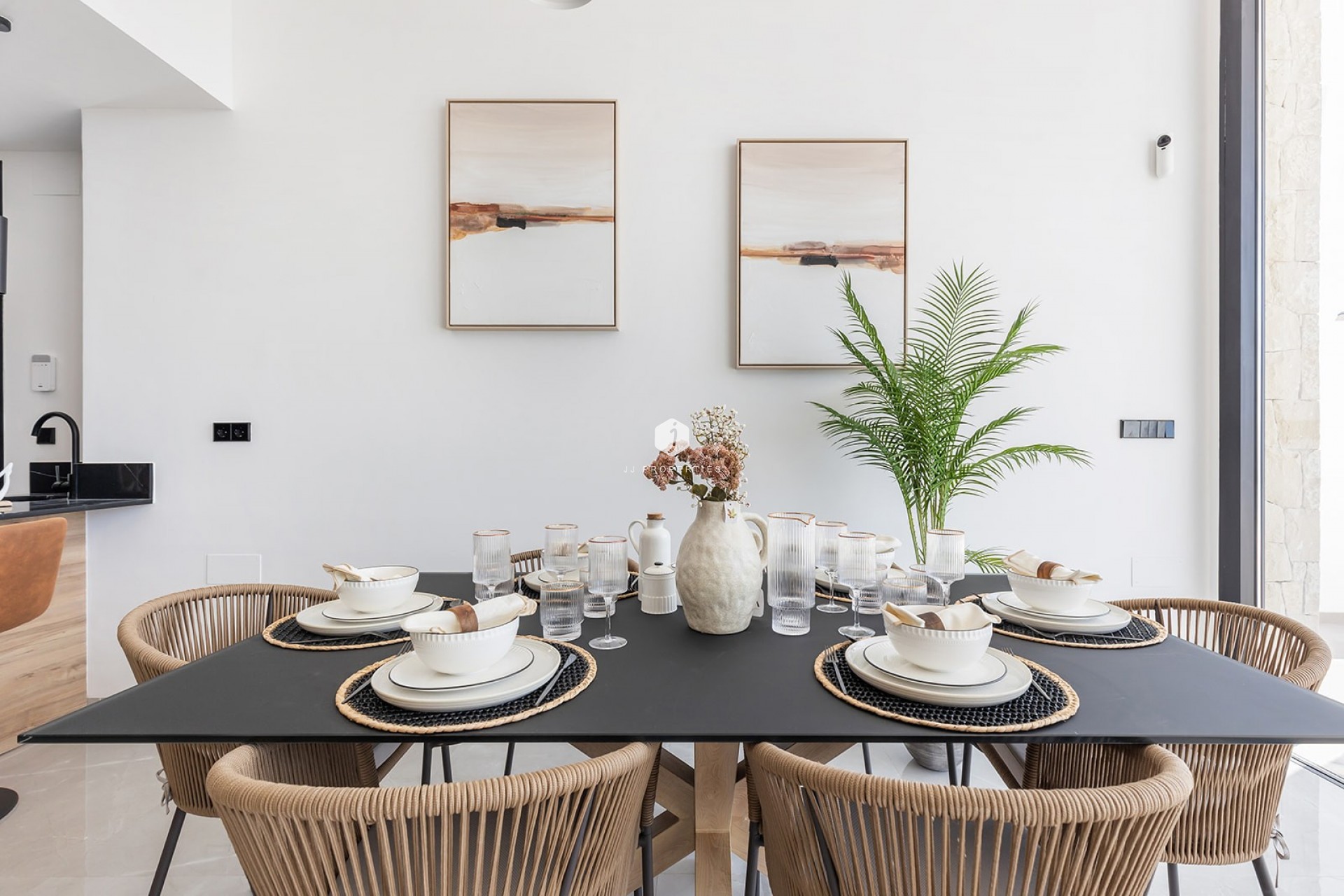 Resale - Villa -
El Chaparral - Inland