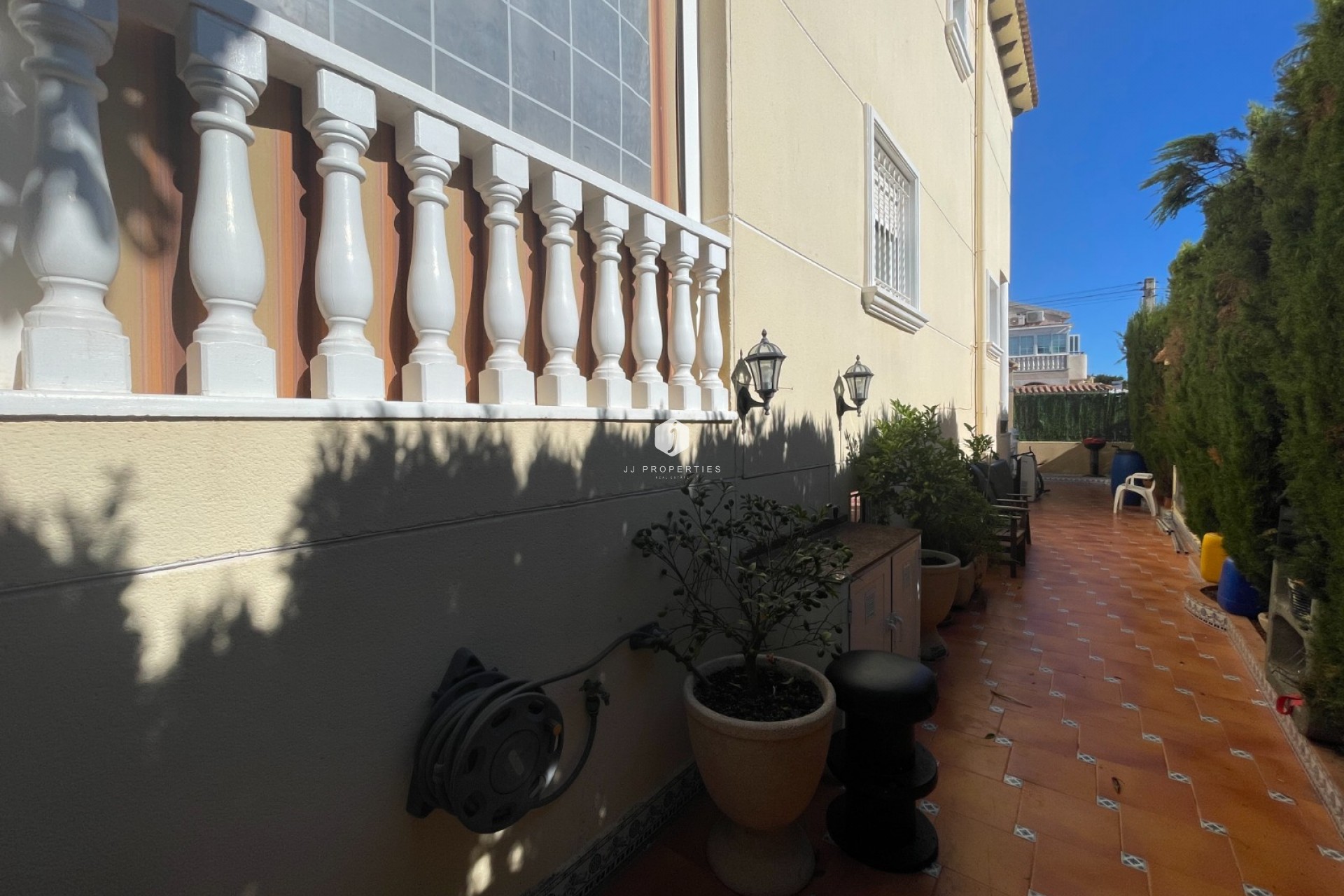 Resale - Villa -
Guardamar del Segura - Costa Blanca