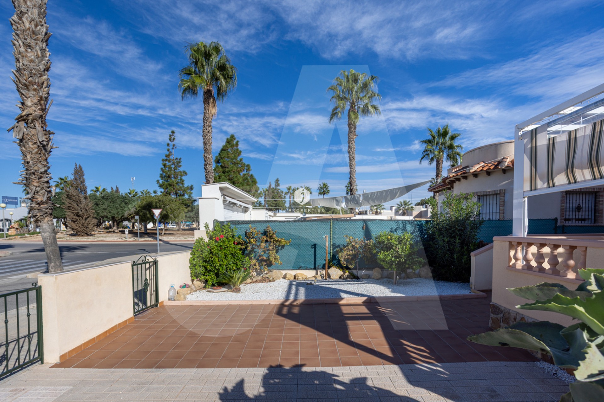 Resale - Villa -
Guardamar del Segura - El Raso