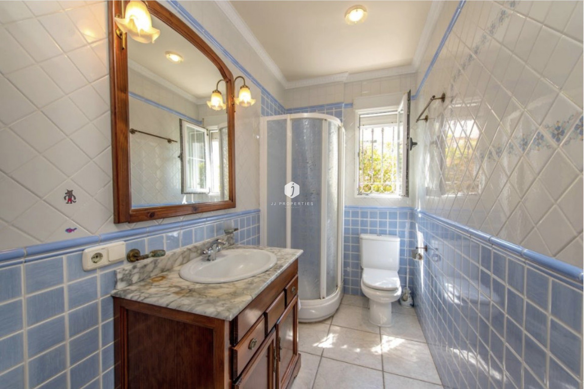 Resale - Villa -
La Mata - Costa Blanca