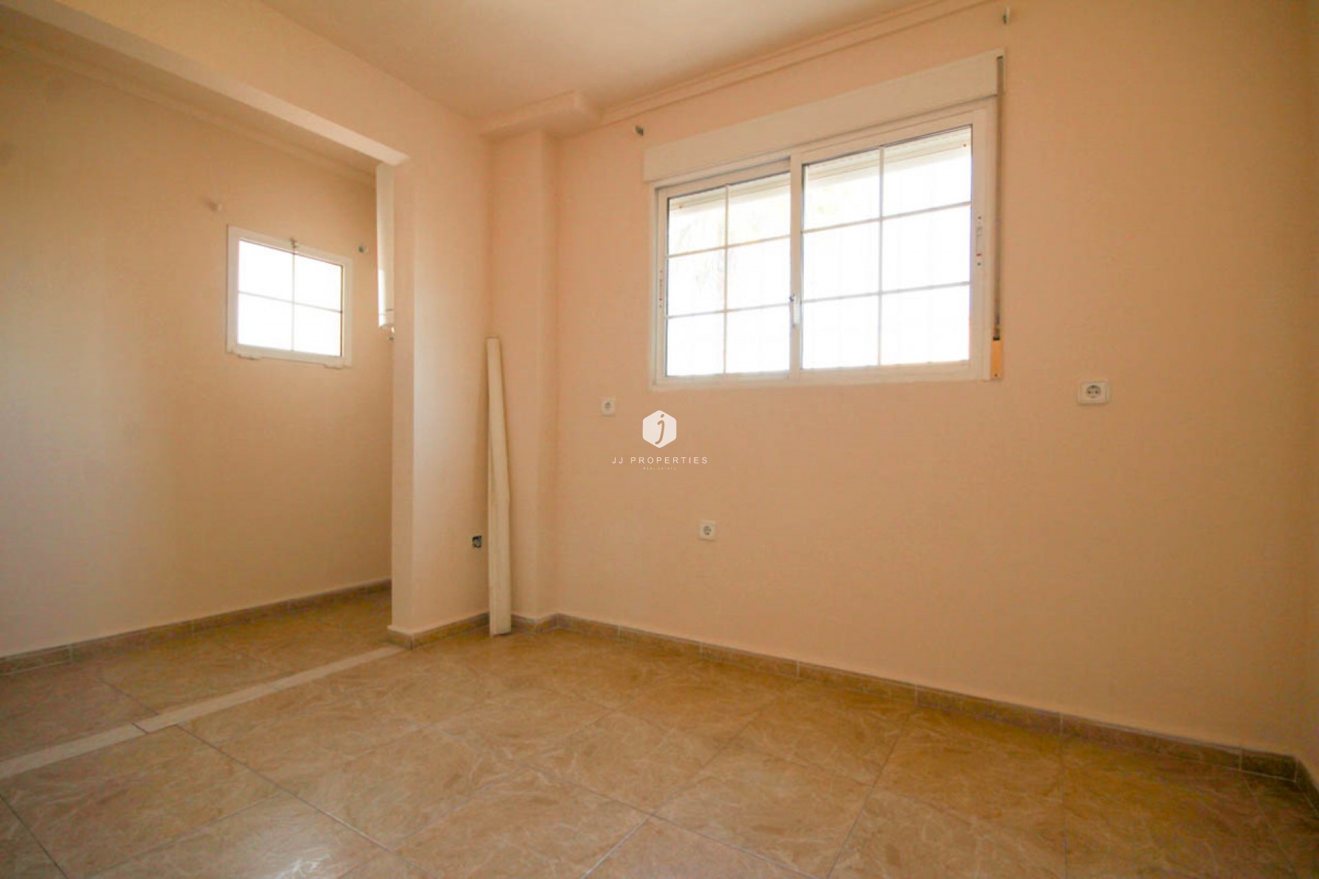 Resale - Villa -
La Zenia - Costa Blanca