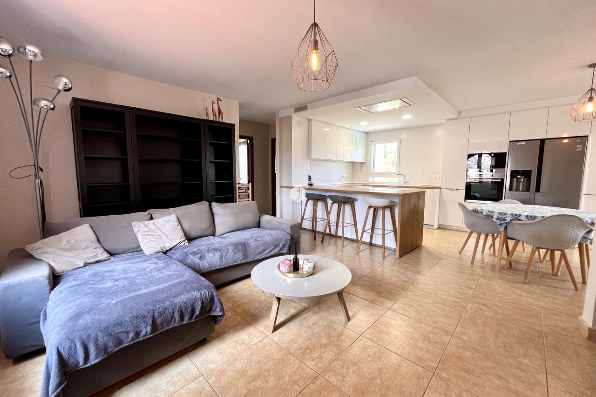 Resale - Villa -
La Zenia - Costa Blanca