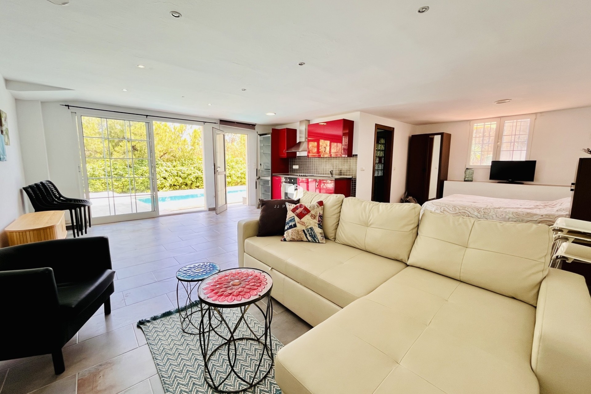 Resale - Villa -
La Zenia - Costa Blanca