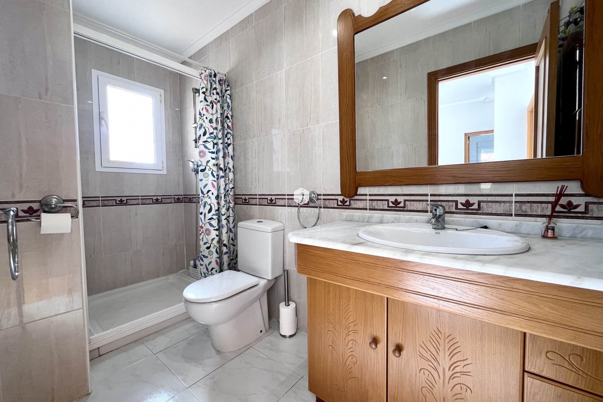 Resale - Villa -
La Zenia - Costa Blanca