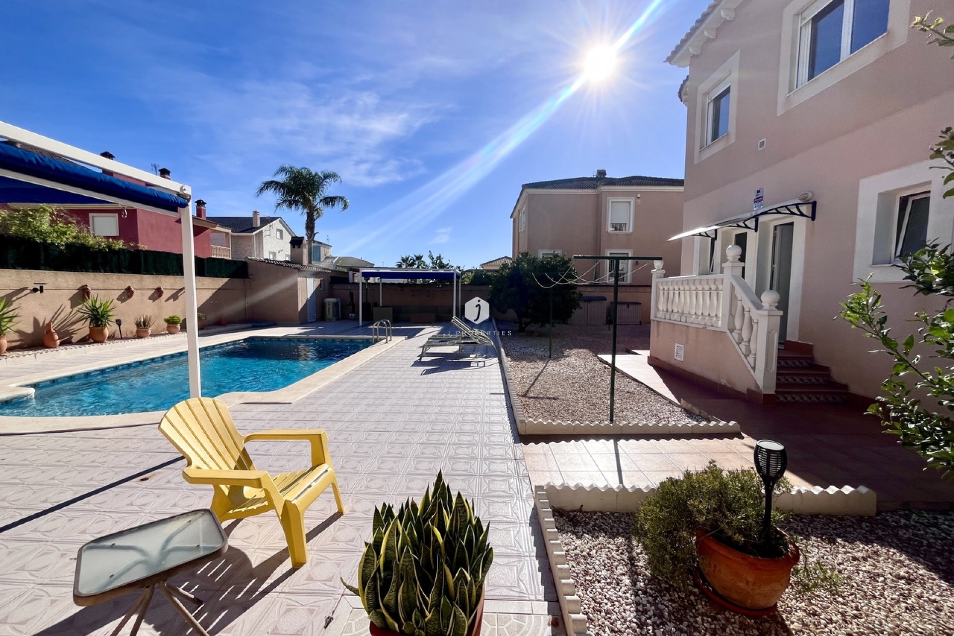 Resale - Villa -
La Zenia - Costa Blanca