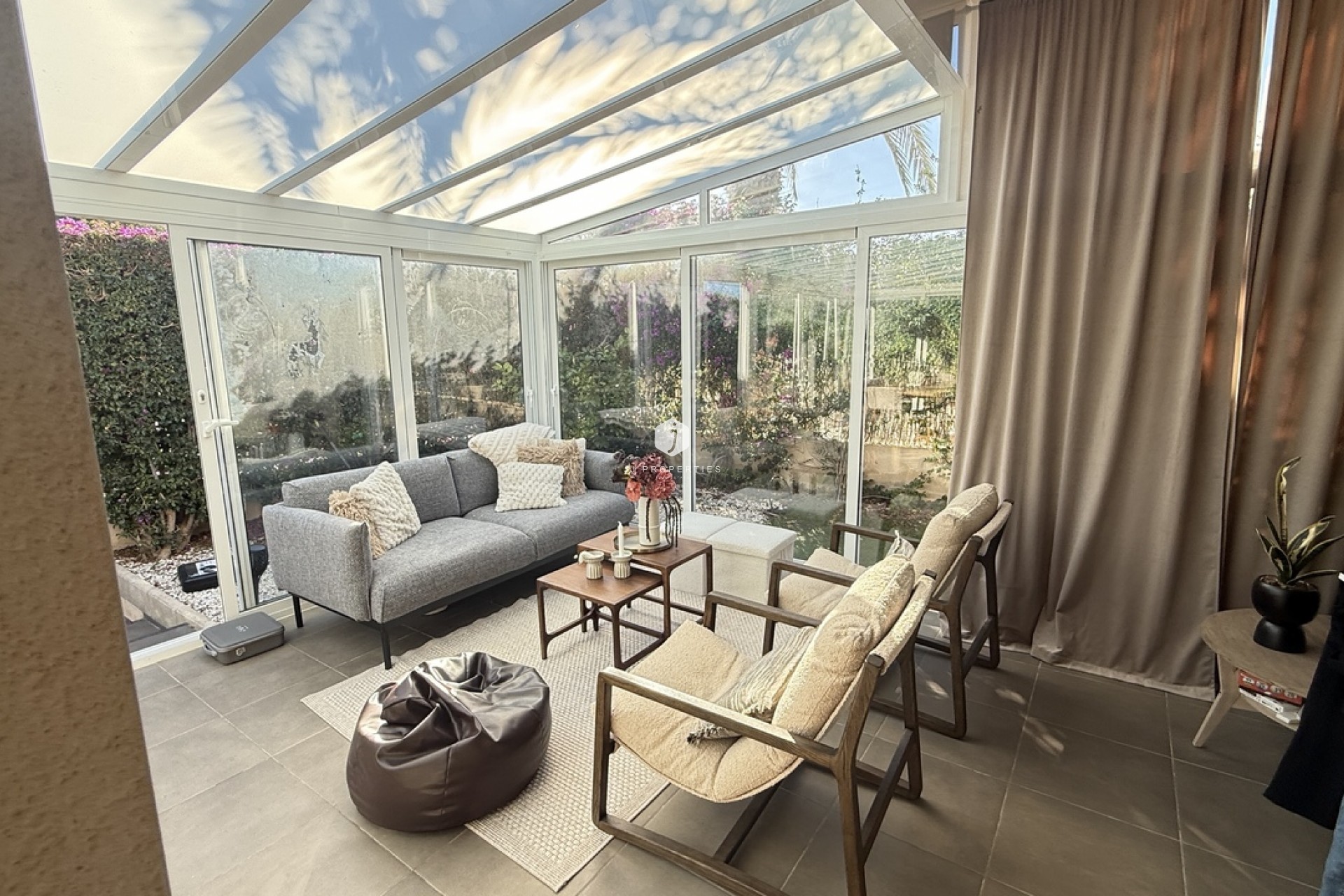 Resale - Villa -
La Zenia - Costa Blanca