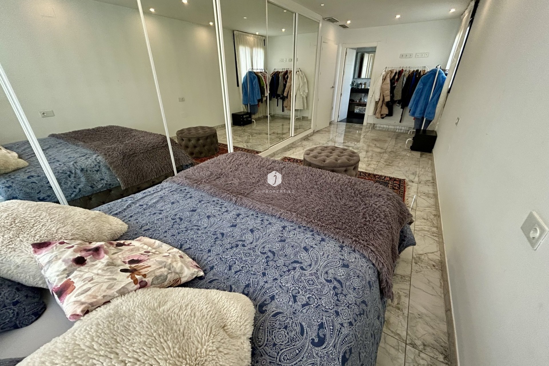 Resale - Villa -
Los Balcones - Costa Blanca