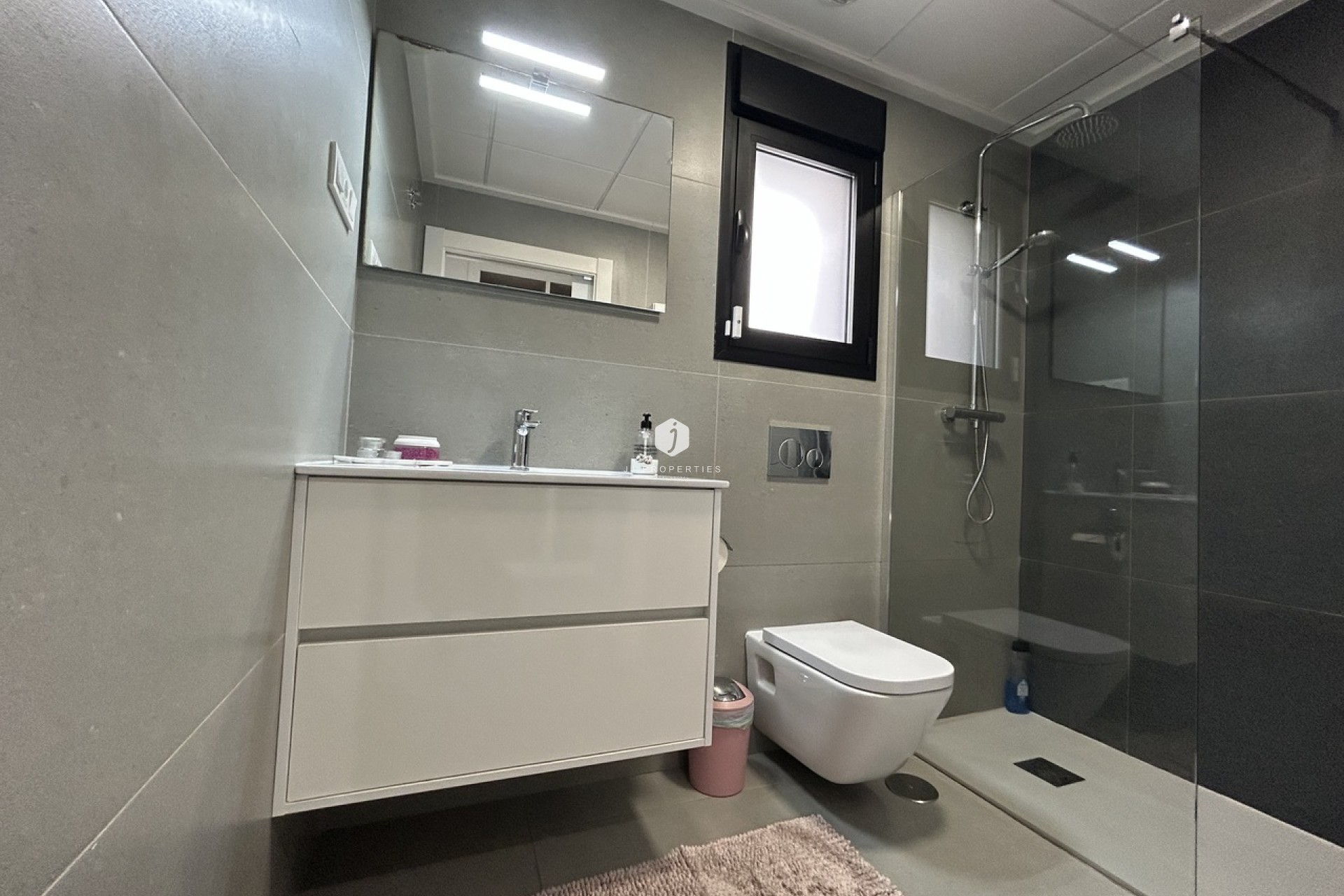 Resale - Villa -
Los Balcones - Costa Blanca