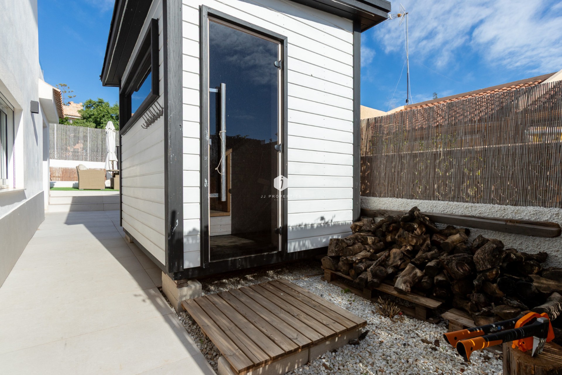 Resale - Villa -
Los Balcones - Costa Blanca