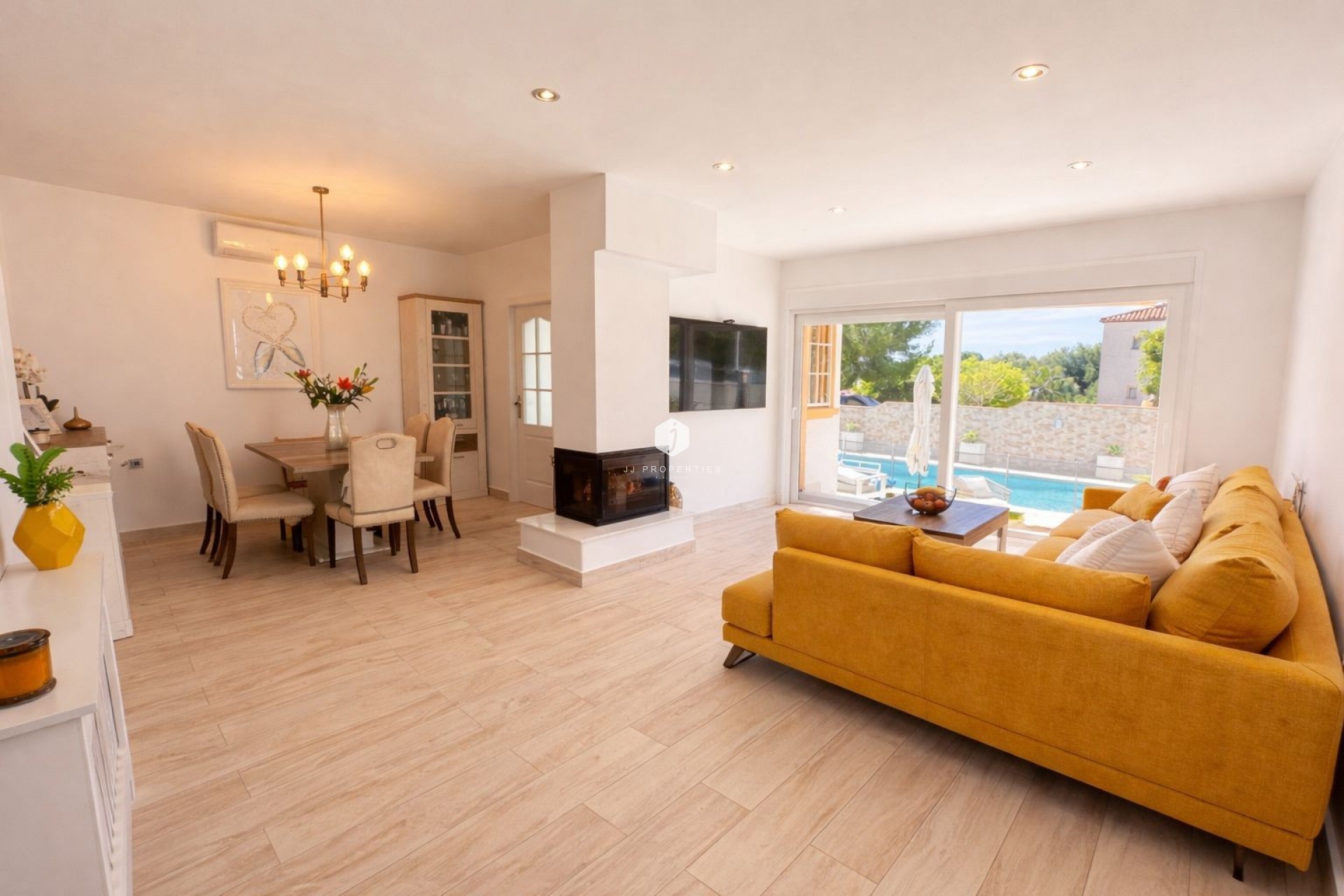 Resale - Villa -
Los Dolses - Inland