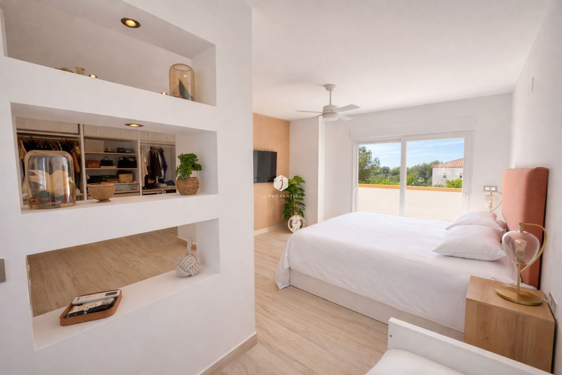 Resale - Villa -
Los Dolses - Inland
