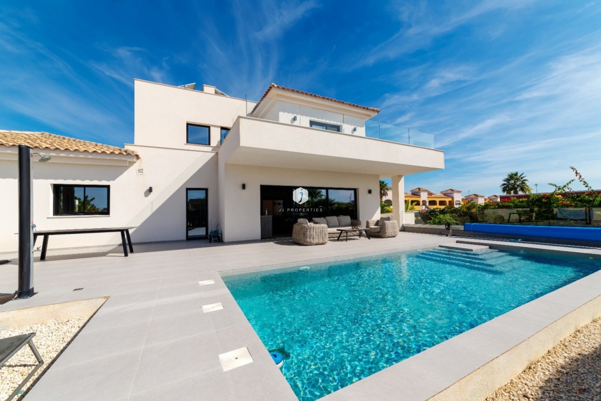 Resale - Villa -
Los Montesinos - Costa Blanca