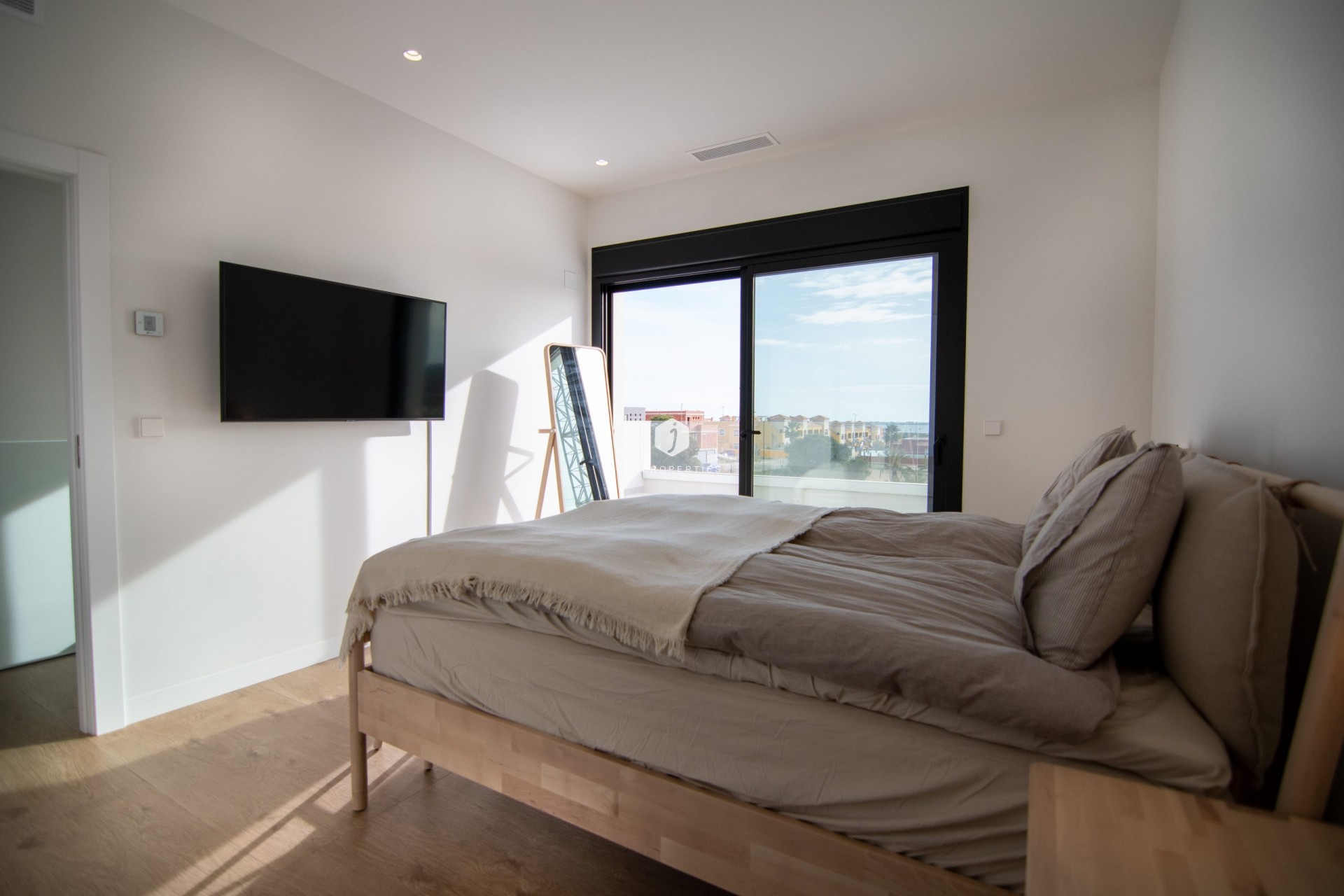 Resale - Villa -
Los Montesinos - Costa Blanca