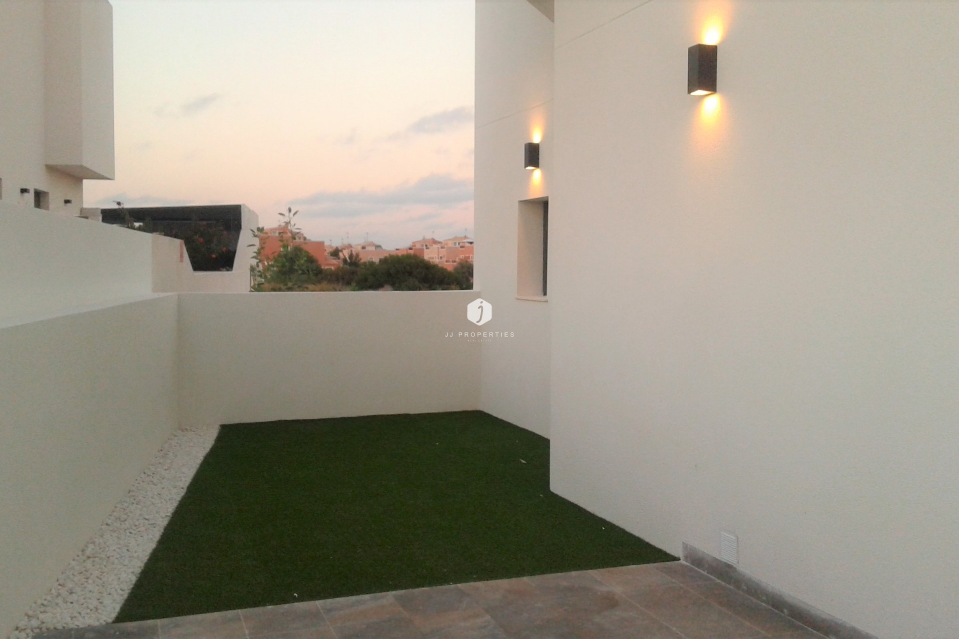 Resale - Villa -
Los Montesinos - Costa Blanca