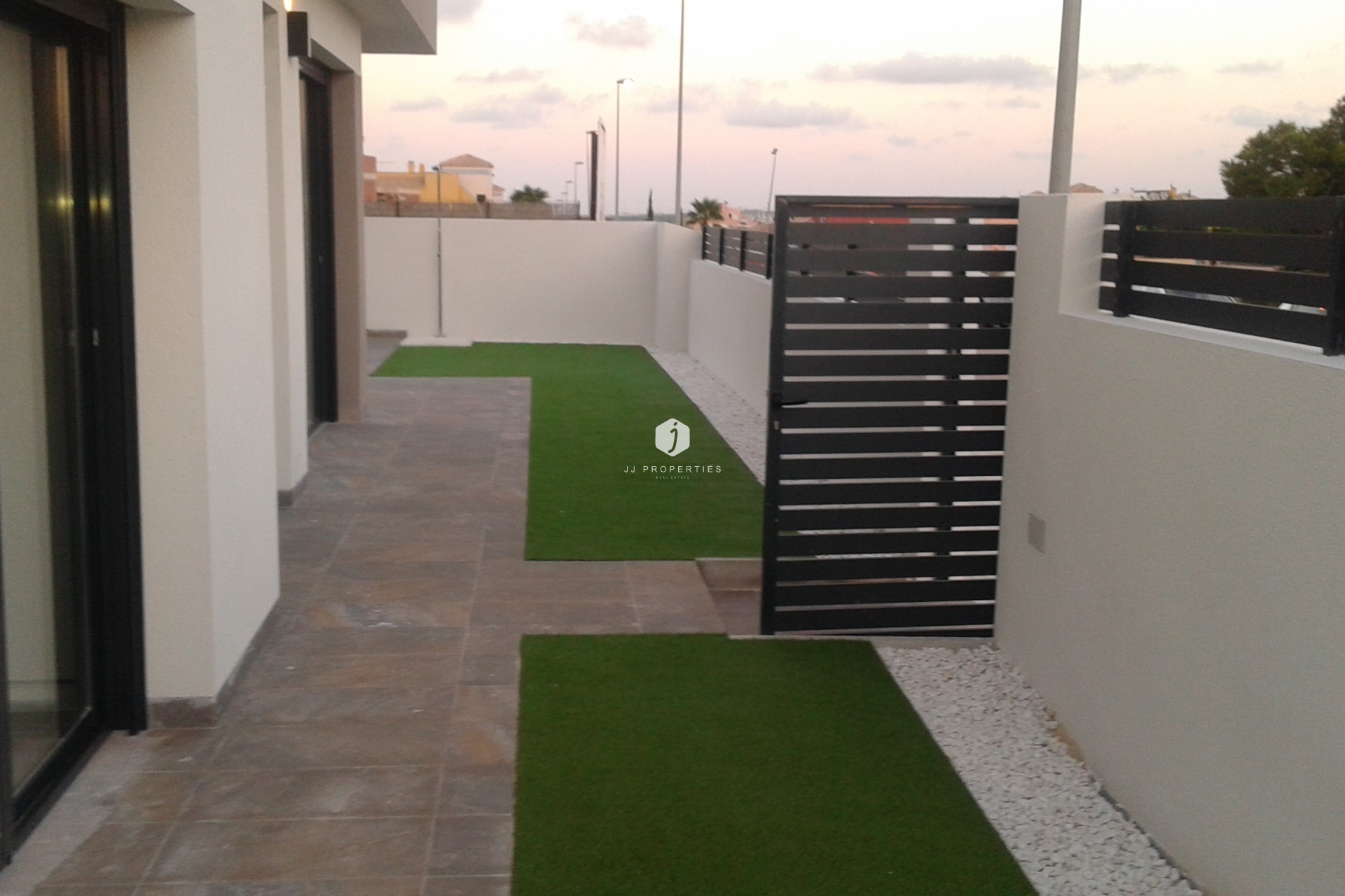 Resale - Villa -
Los Montesinos - Costa Blanca