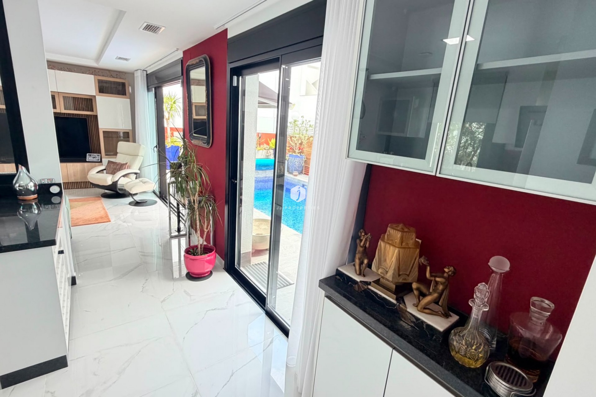 Resale - Villa -
Los Montesinos - Costa Blanca