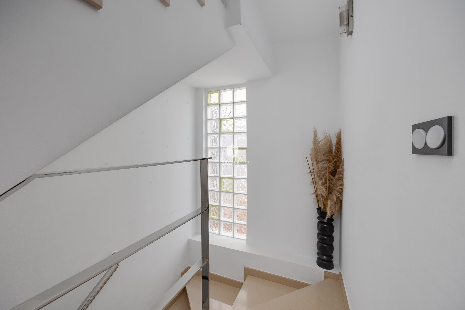 Resale - Villa -
Los Montesinos - La herrada