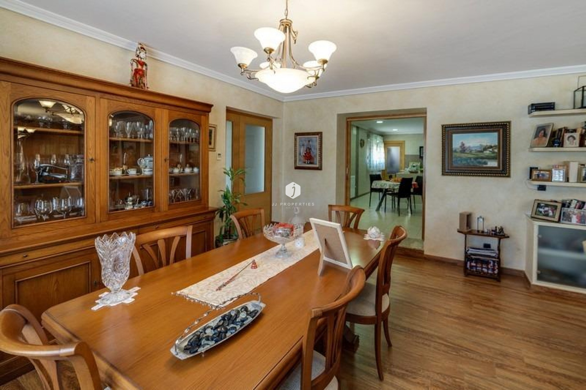 Resale - Villa -
Los Montesinos - Montesinos  Los