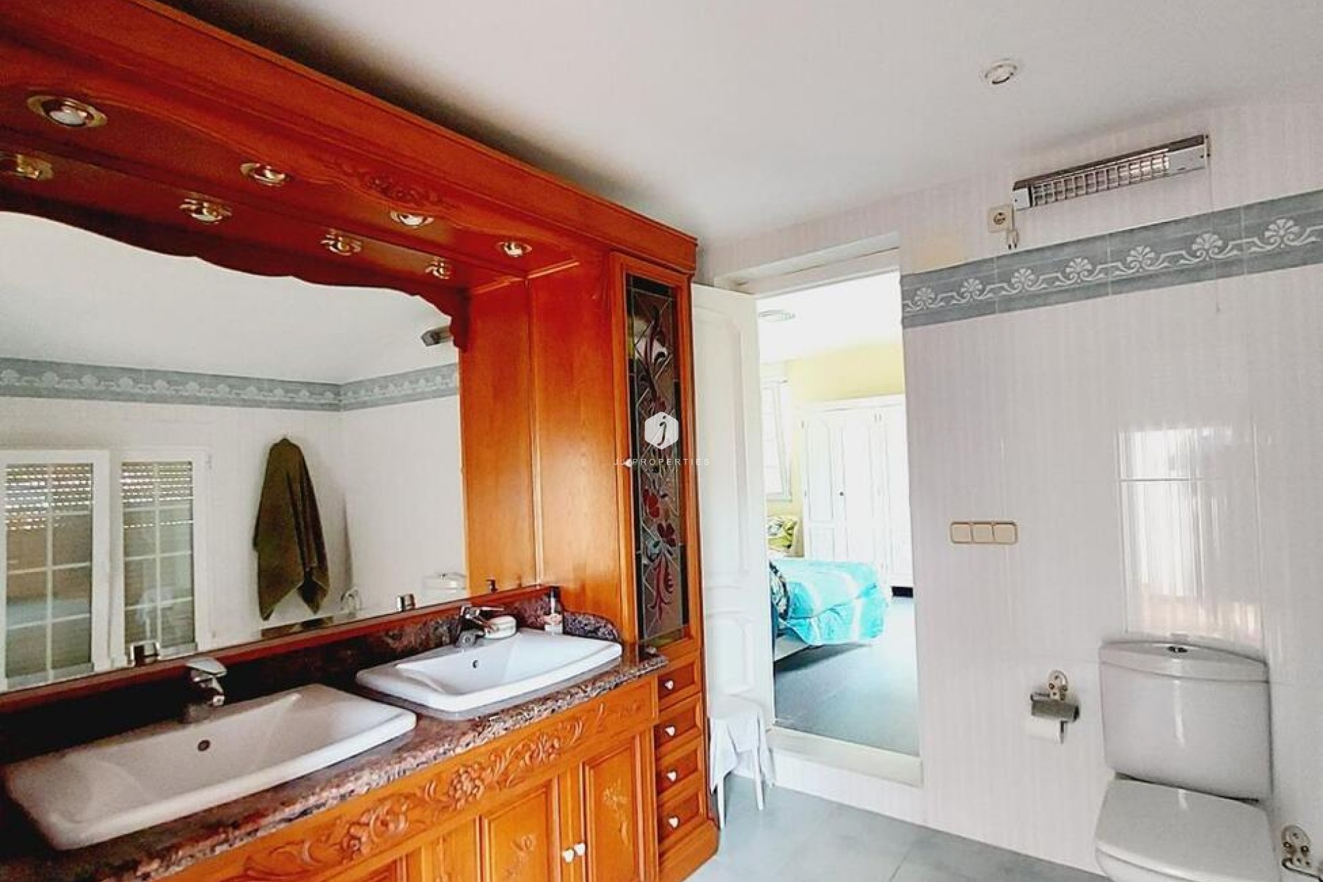 Resale - Villa -
Orihuela Costa - Cabo Roig