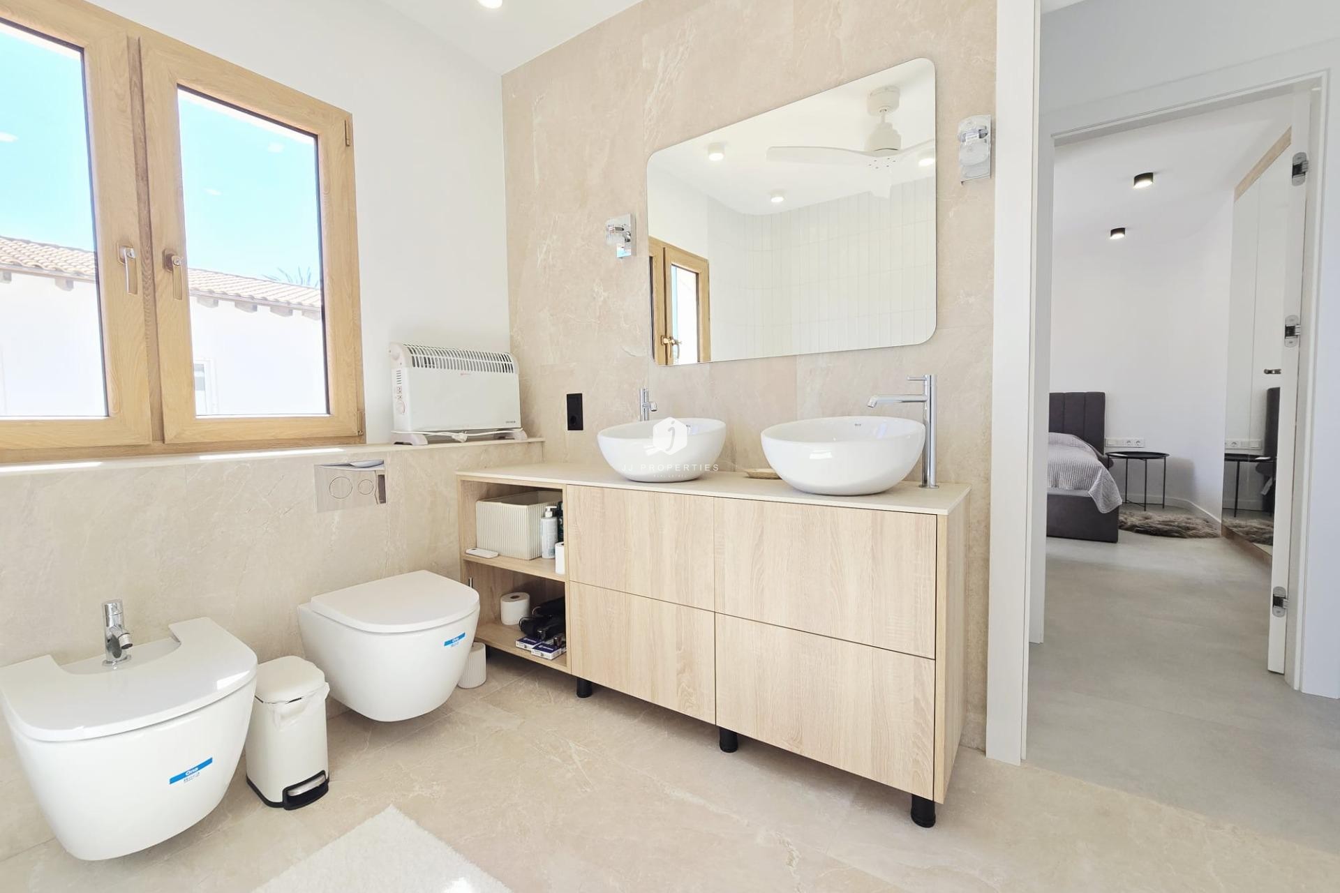 Resale - Villa -
Orihuela Costa - Cabo Roig
