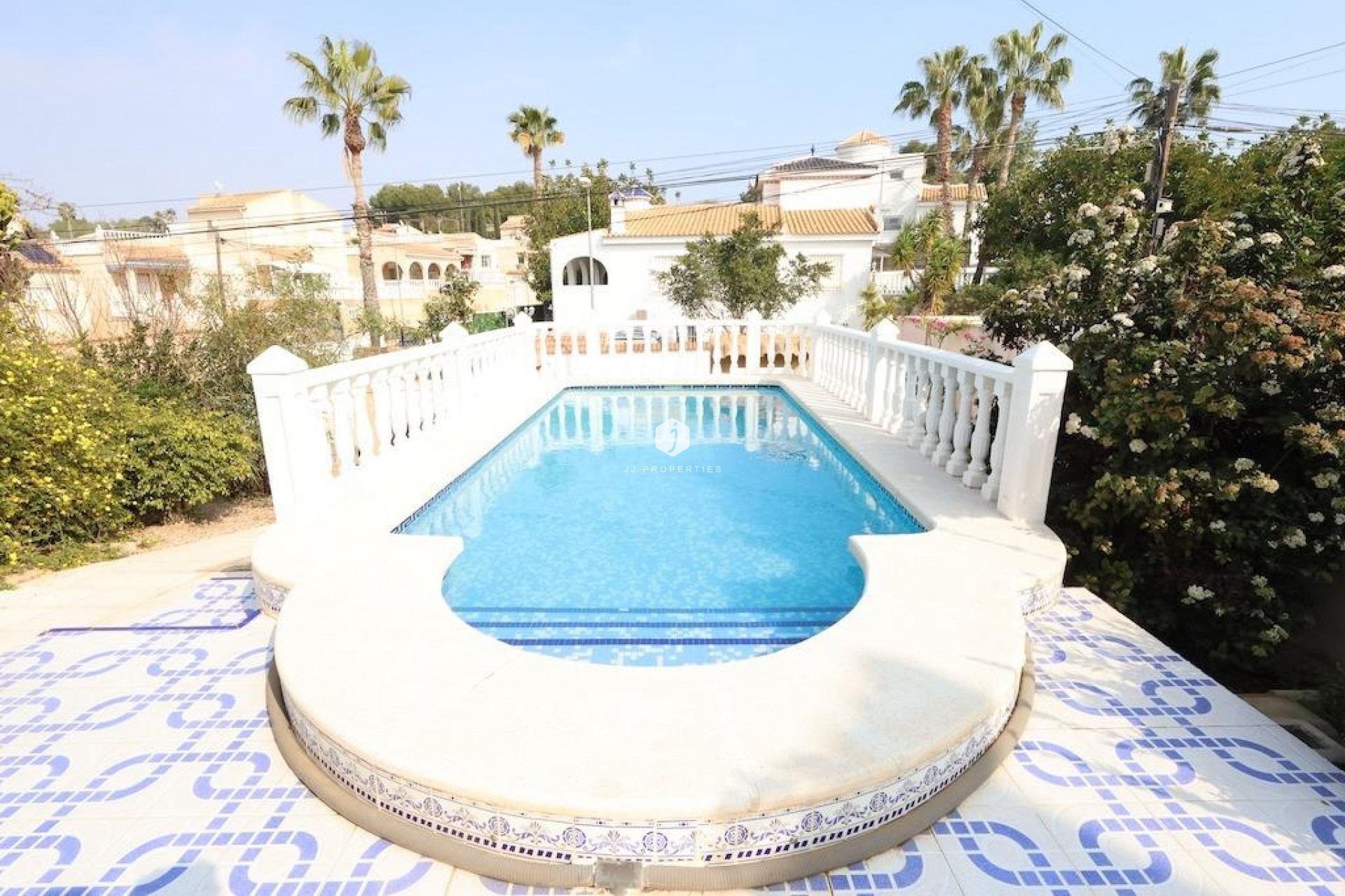 Resale - Villa -
Orihuela Costa - Costa Blanca