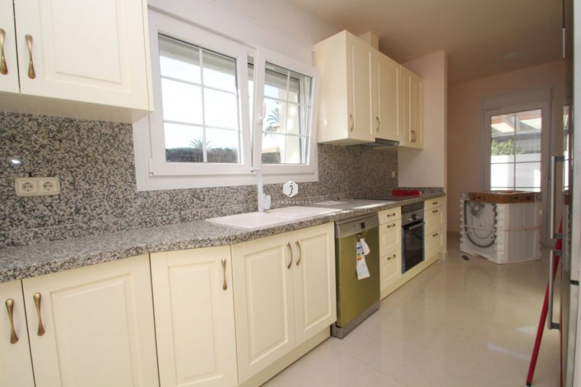 Resale - Villa -
Orihuela Costa - Costa Blanca