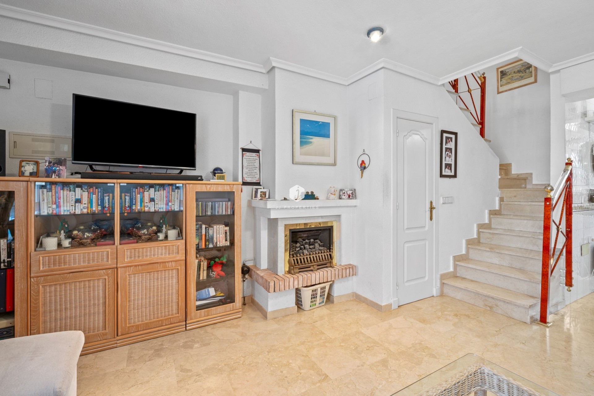 Resale - Villa -
Orihuela Costa - Costa Blanca