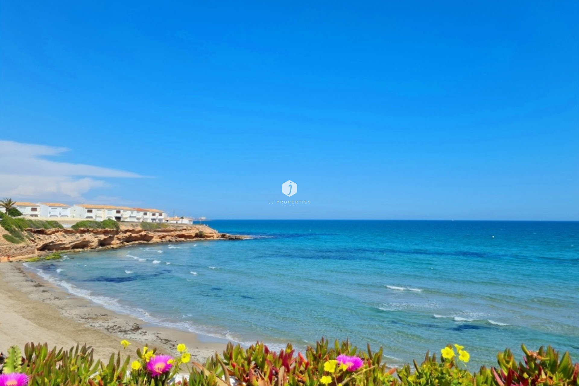 Resale - Villa -
Orihuela Costa - Costa Blanca