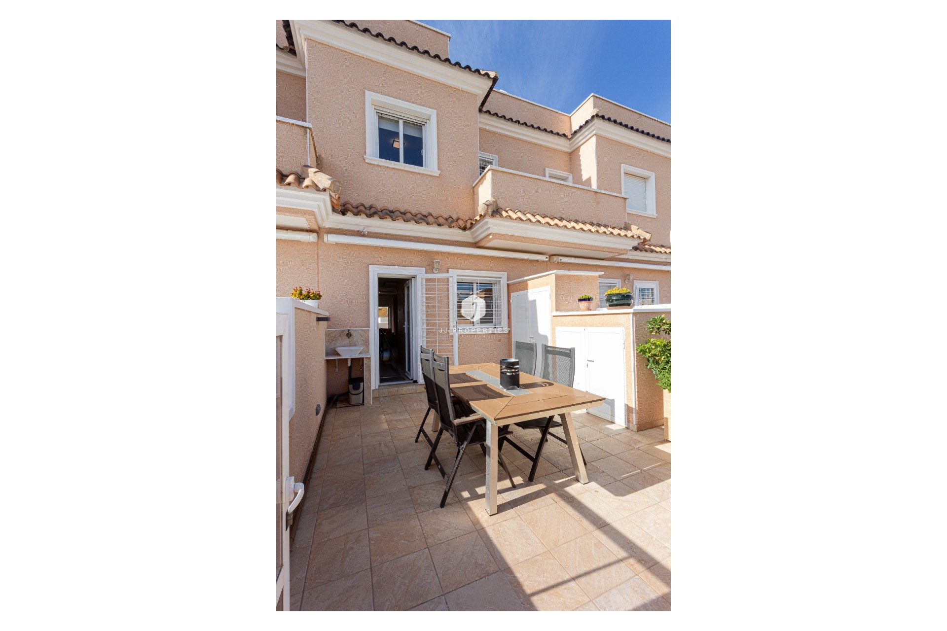 Resale - Villa -
Orihuela Costa - Costa Blanca