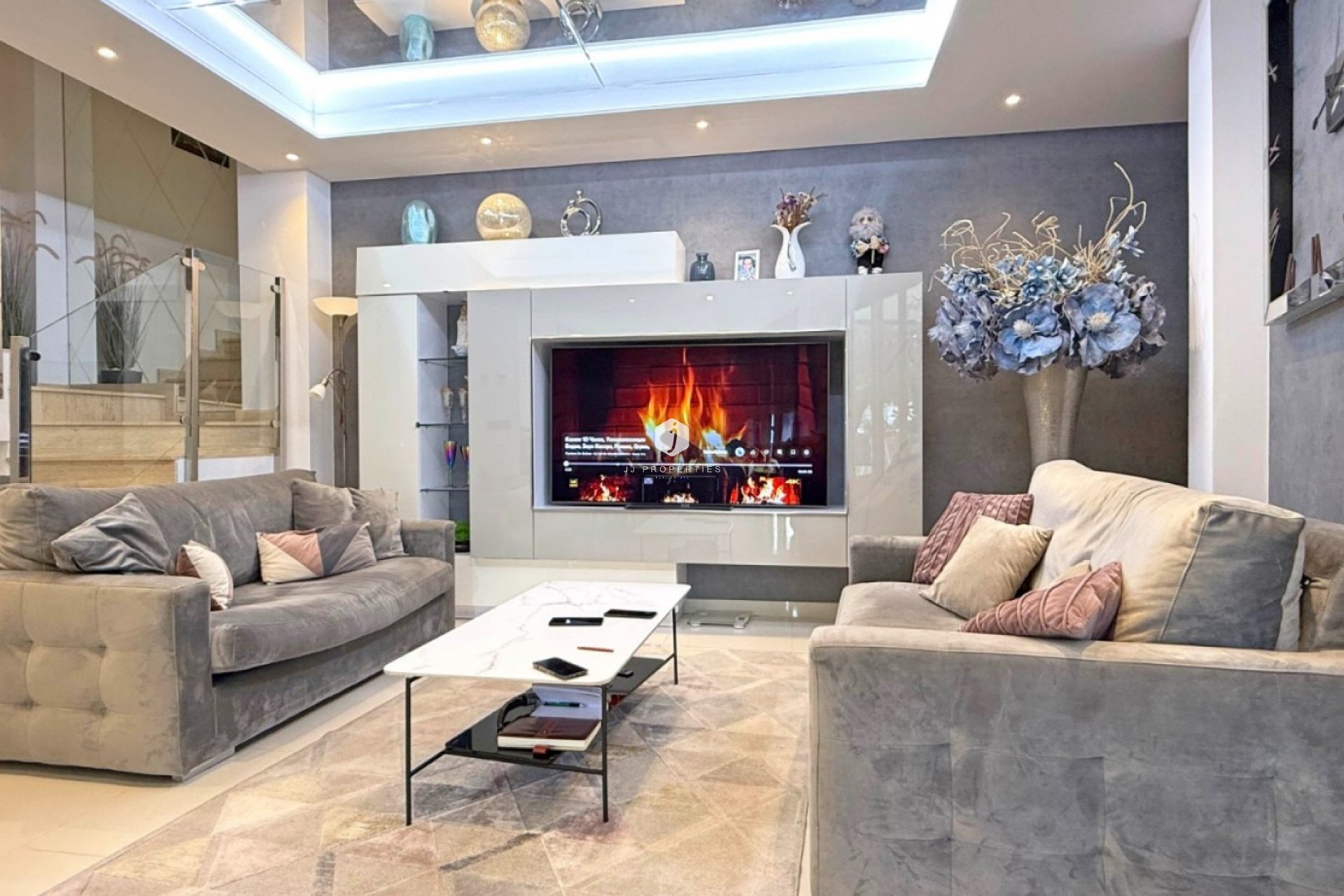 Resale - Villa -
Orihuela Costa - Costa Blanca