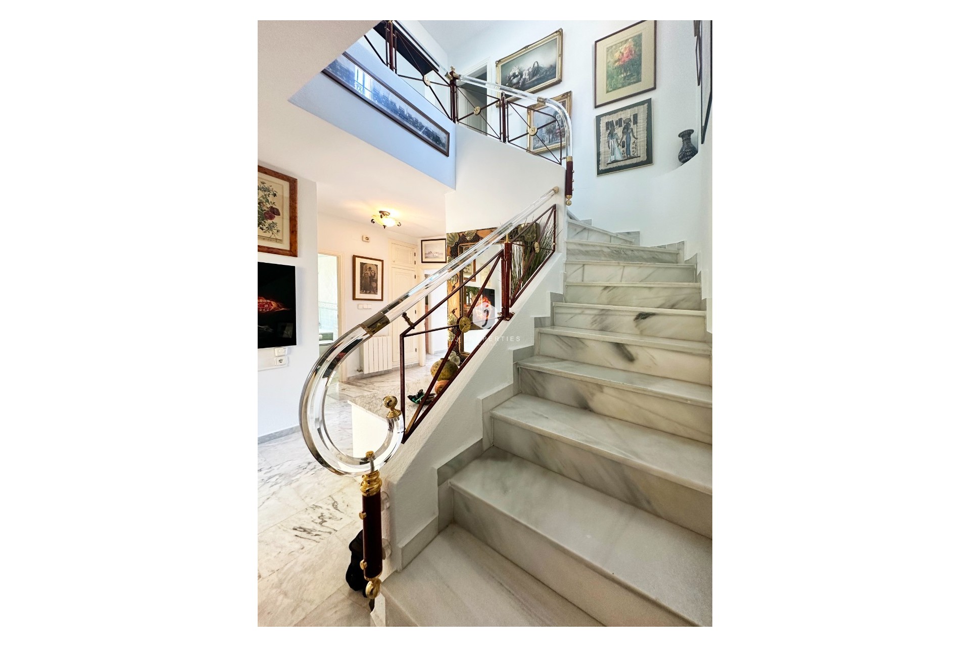 Resale - Villa -
Orihuela Costa - Costa Blanca
