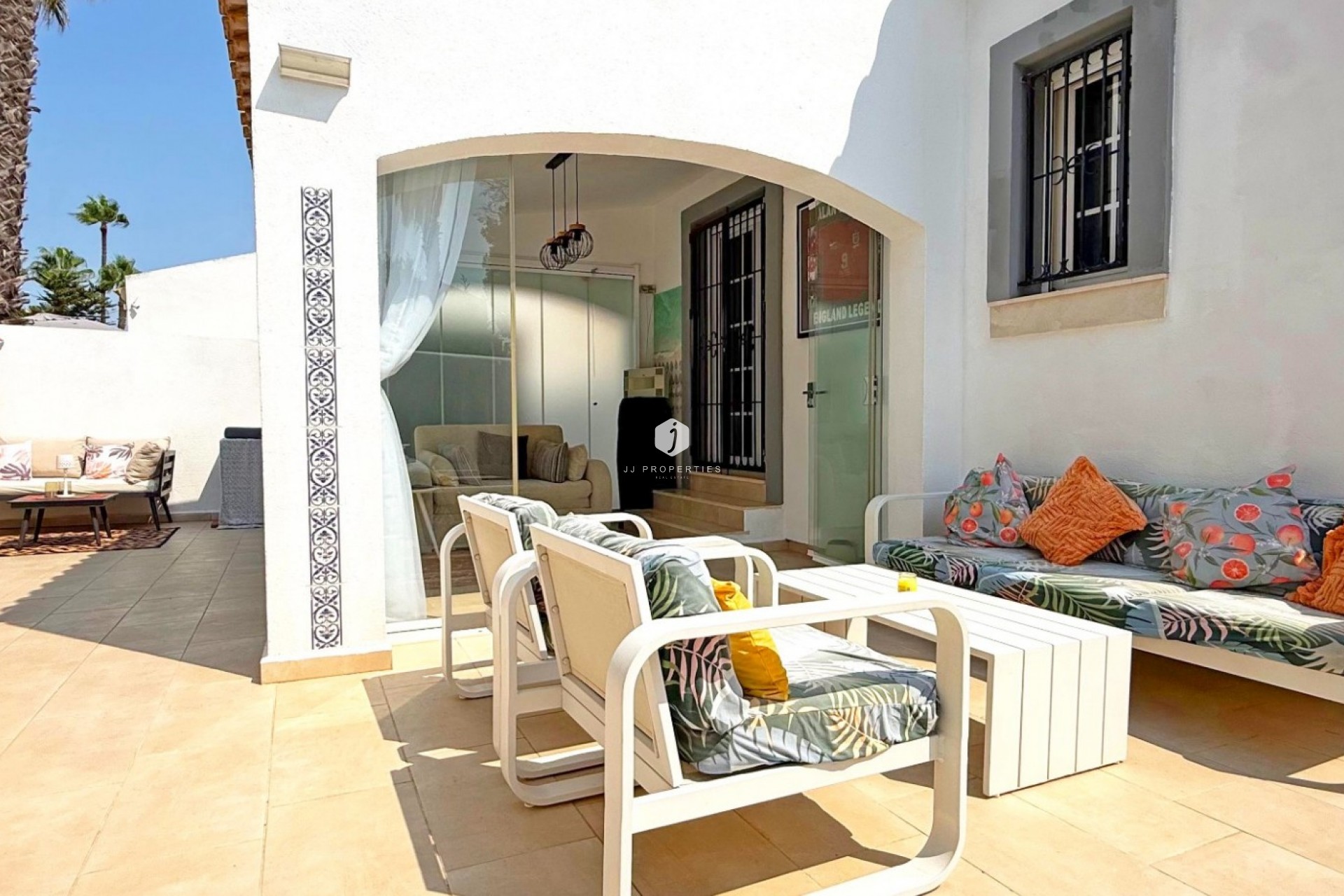 Resale - Villa -
Orihuela Costa - Costa Blanca