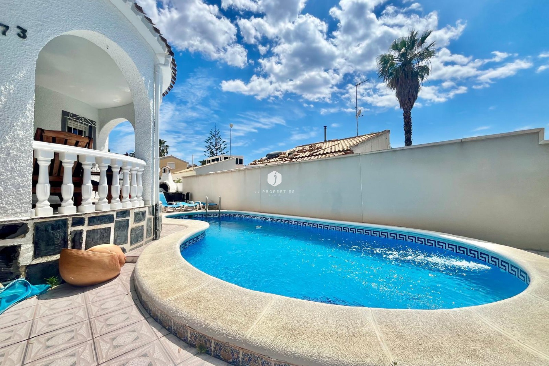 Resale - Villa -
Orihuela Costa - La Florida